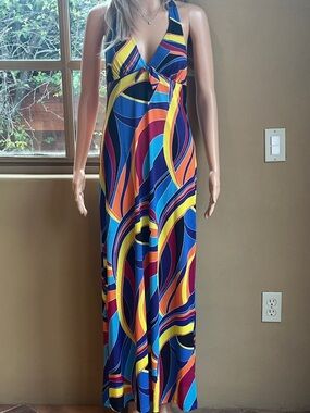 Vibrant Multicolor Print Halter Maxi Dress